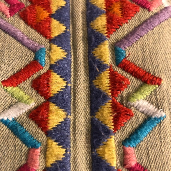 Fringed 2-tone denim embroidered mini skirt - S - Picture 4 of 8